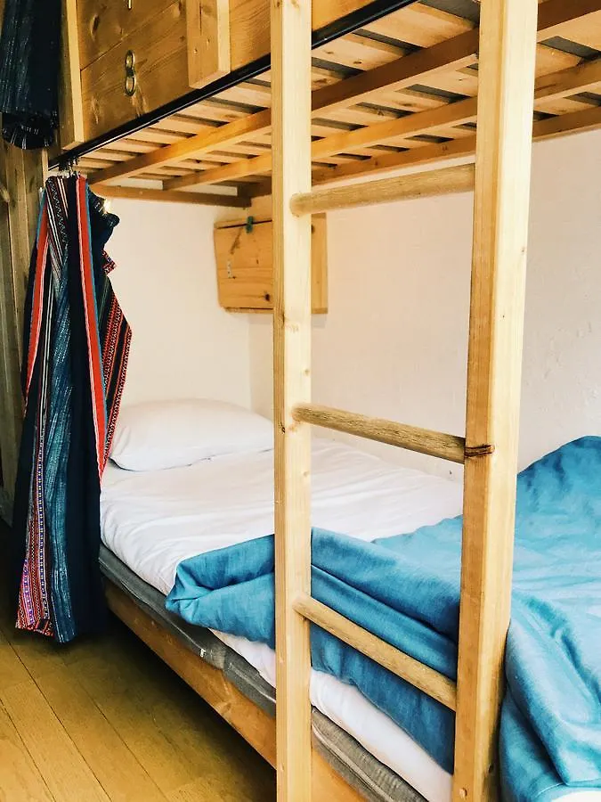 فندق Tani9 Backpackers أوساكا 0*,  اليابان